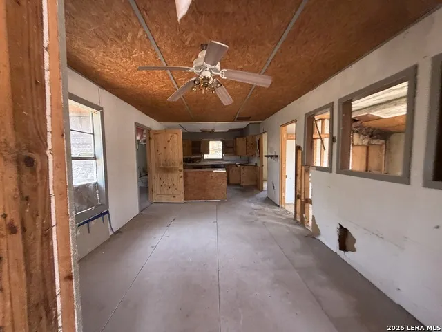 108 Avenue J Christine, TX 78012