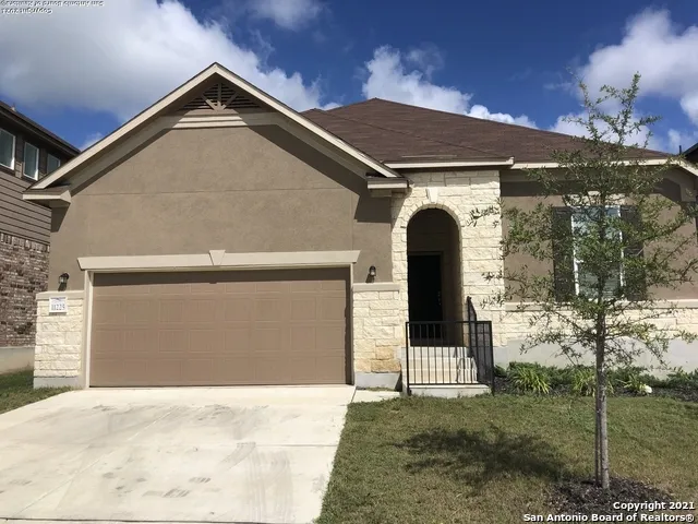 11225 Hill Top Bend Helotes, TX 78023