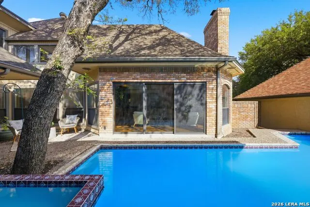 2806 Squaw Creek Dr San Antonio, TX 78230