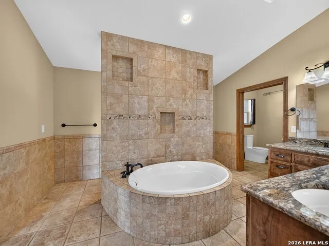 911 STONEY RIDGE RD Bulverde, TX 78163