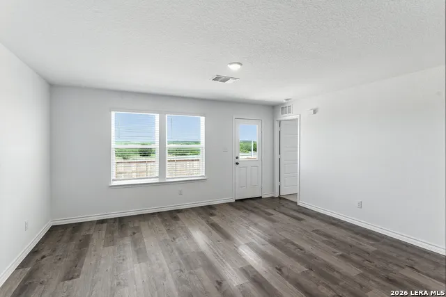 4088 BERMUDA LANE Seguin, TX 78155