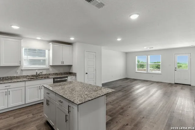 4088 BERMUDA LANE Seguin, TX 78155