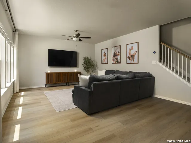2033 EGRET AVE New Braunfels, TX 78132