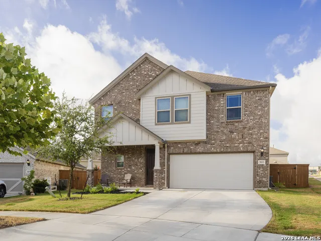 2033 EGRET AVE New Braunfels, TX 78132