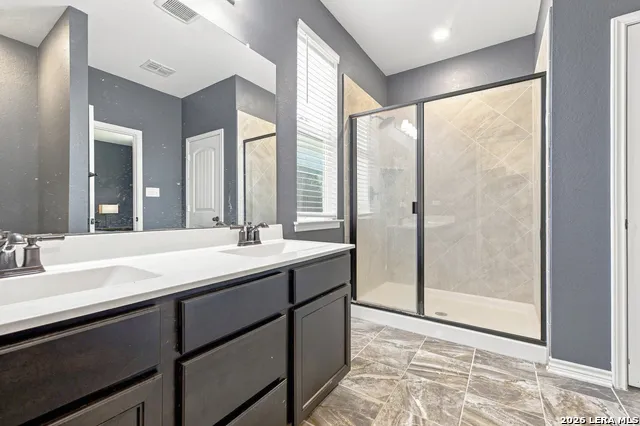 8242 Phantom Fld San Antonio, TX 78253