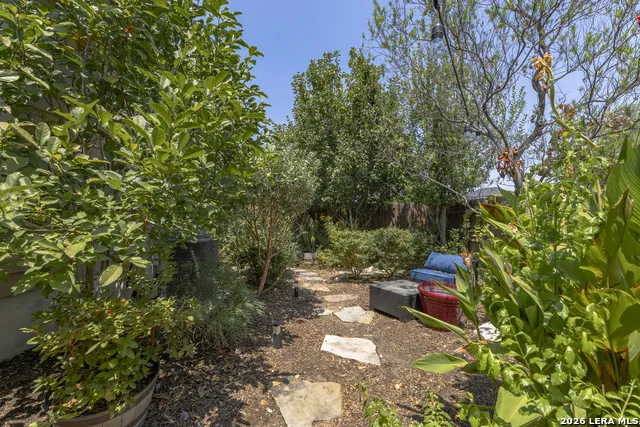 8242 Phantom Fld San Antonio, TX 78253