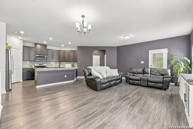 8242 Phantom Fld San Antonio, TX 78253