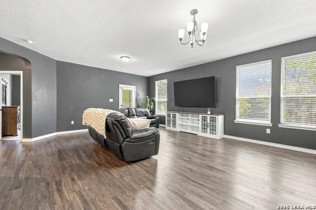 8242 Phantom Fld San Antonio, TX 78253