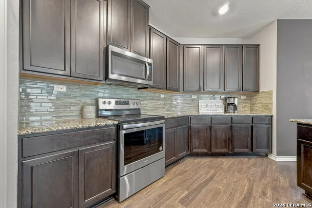 8242 Phantom Fld San Antonio, TX 78253