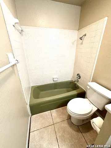 7019 FOREST MOSS ST San Antonio, TX 78240
