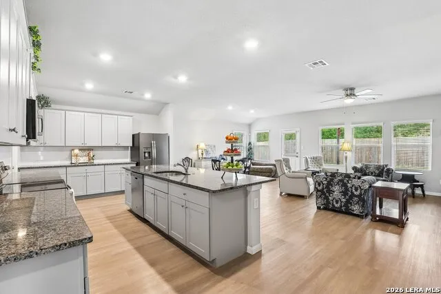 6063 BALLAST TRL New Braunfels, TX 78132
