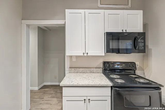 2038 HIDALGO ST San Antonio, TX 78207