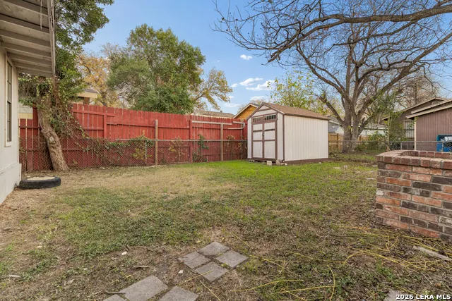 2038 HIDALGO ST San Antonio, TX 78207