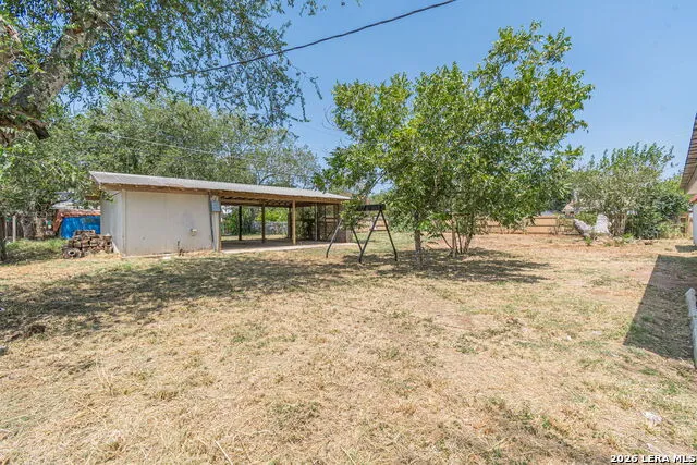 1215 Olive Jourdanton, TX 78026