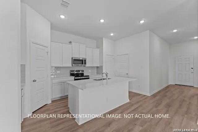 241 Tessaria Dr San Marcos, TX 78666