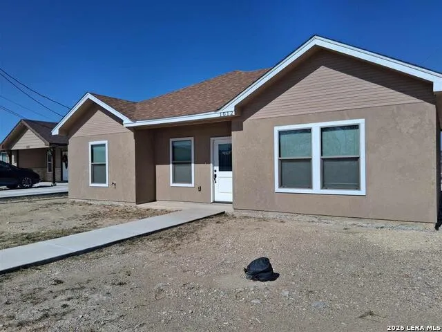 1012 E BOWIE ST Del Rio, TX 78840