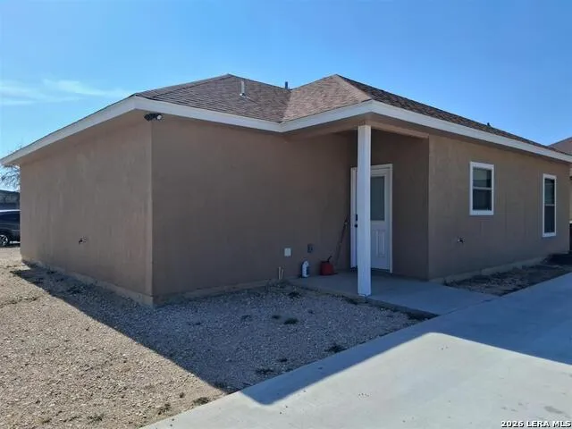 1012 E BOWIE ST Del Rio, TX 78840
