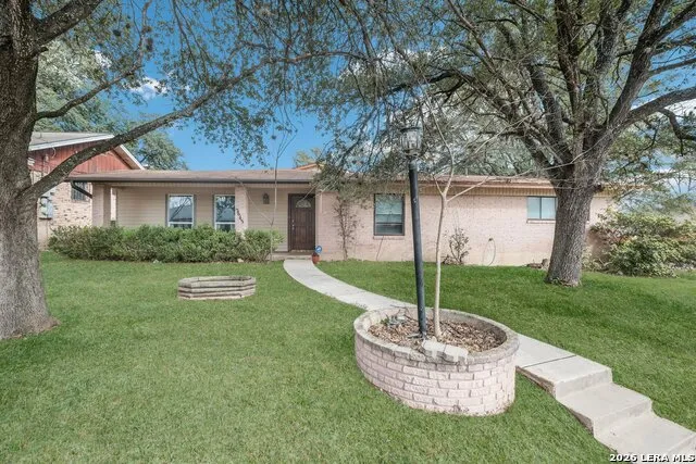 2643 Waleetka St San Antonio, TX 78210