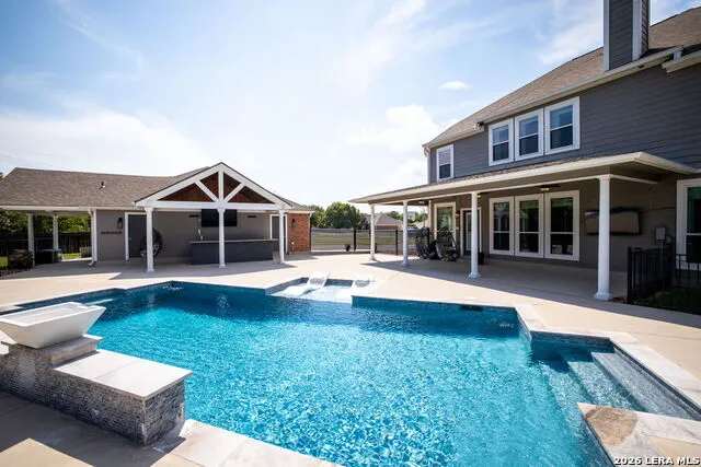 195 LAS BRISAS BLVD Seguin, TX 78155