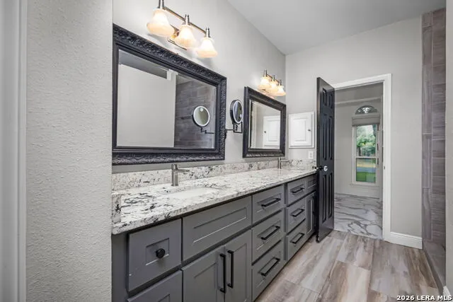 195 LAS BRISAS BLVD Seguin, TX 78155