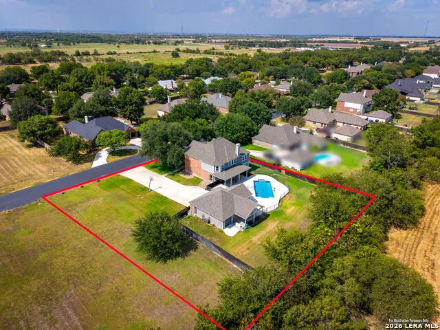 195 LAS BRISAS BLVD Seguin, TX 78155