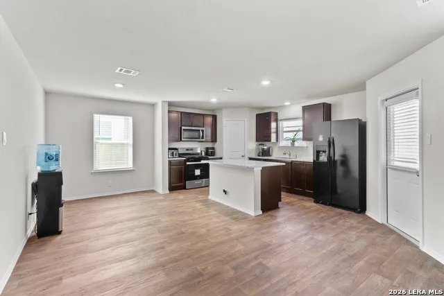 1617 HOATZIN RUN San Antonio, TX 78253
