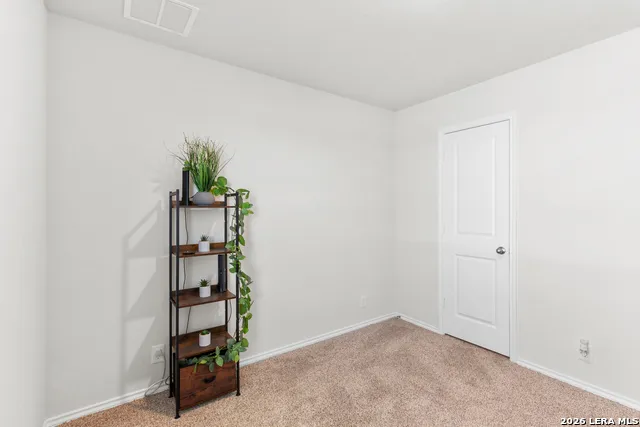 1617 HOATZIN RUN San Antonio, TX 78253