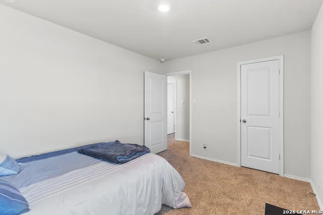 1617 HOATZIN RUN San Antonio, TX 78253