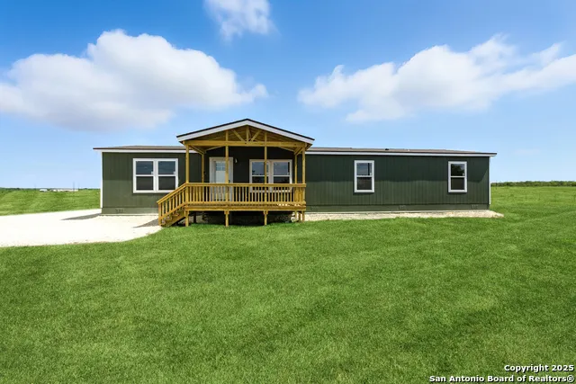 2715 FM 1332 Jourdanton, TX 78026