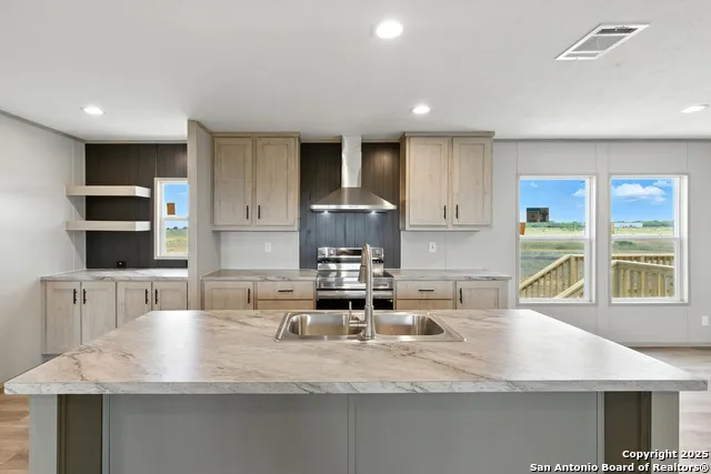 2715 FM 1332 Jourdanton, TX 78026