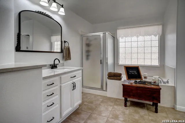 142 JOSHUA SMITH LN Bastrop, TX 78602