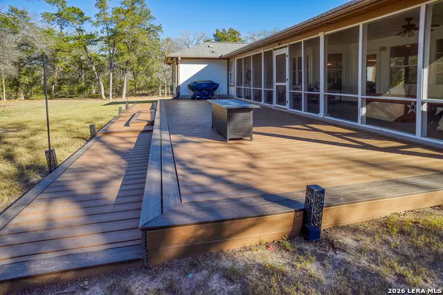 142 JOSHUA SMITH LN Bastrop, TX 78602