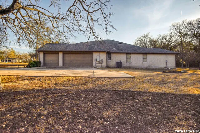 142 JOSHUA SMITH LN Bastrop, TX 78602