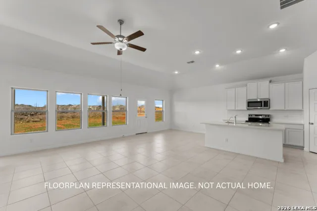 17308 ELDER WALNUT DR Elmendorf, TX 78112