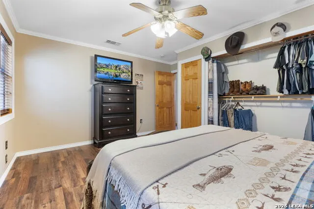 222 Spanish Oak Trl Harper, TX 78631