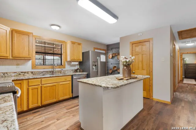 222 Spanish Oak Trl Harper, TX 78631