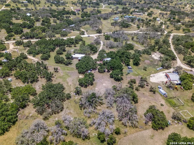 222 Spanish Oak Trl Harper, TX 78631