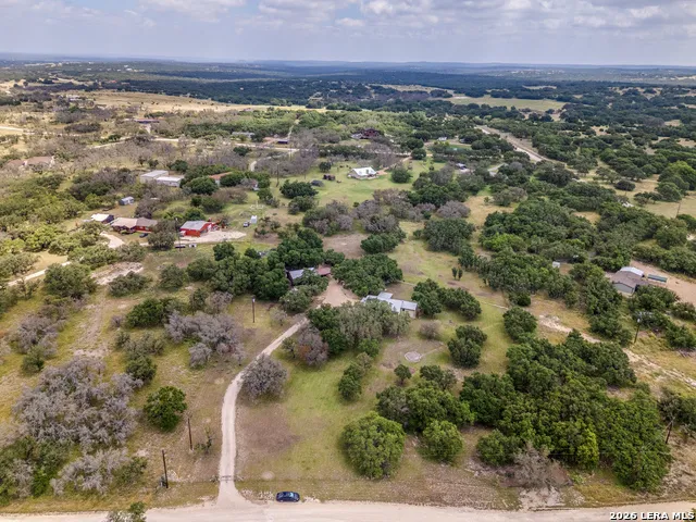 222 Spanish Oak Trl Harper, TX 78631