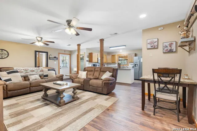 222 Spanish Oak Trl Harper, TX 78631