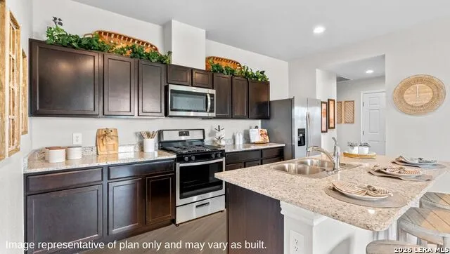 128 Hazel Peak Boerne, TX 78006