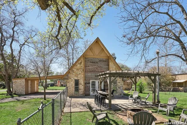 122 Nueces Seguin, TX 78155