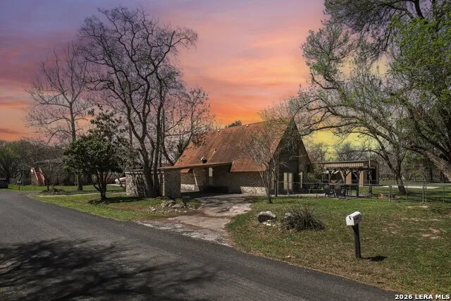 122 Nueces Seguin, TX 78155