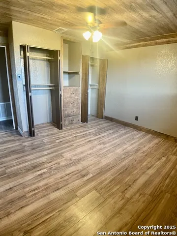 3010 Triple Tree China Grove, TX 78263