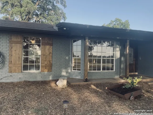 3010 Triple Tree China Grove, TX 78263
