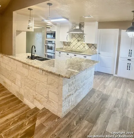 3010 Triple Tree China Grove, TX 78263