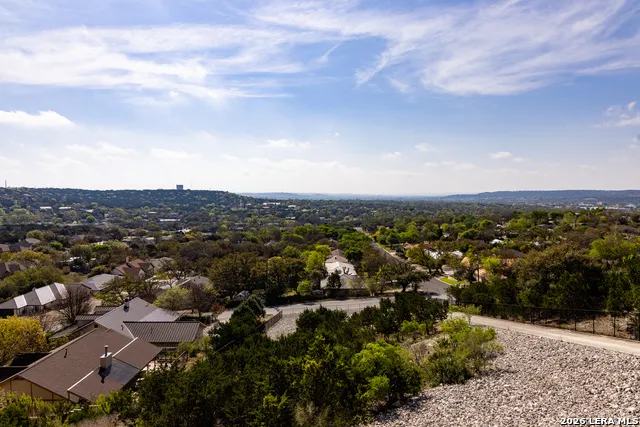 2100 BLUFF RIDGE DR Kerrville, TX 78028