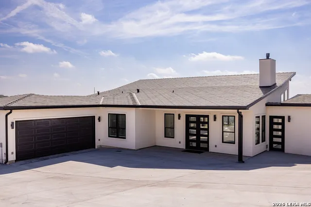 2100 BLUFF RIDGE DR Kerrville, TX 78028