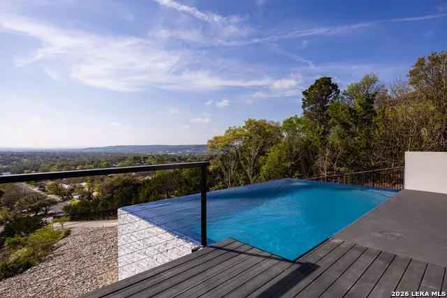 2100 BLUFF RIDGE DR Kerrville, TX 78028
