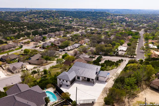 2100 BLUFF RIDGE DR Kerrville, TX 78028