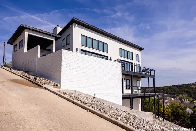 2100 BLUFF RIDGE DR Kerrville, TX 78028